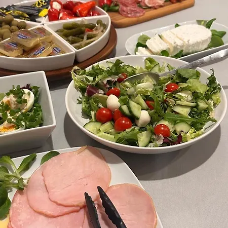 Sleep In & Stary Rynek Πόζναν