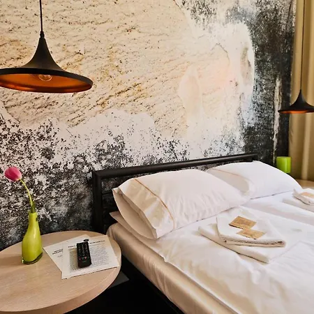 Sleep In & Stary Rynek * Πόζναν