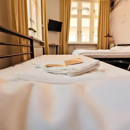 Sleep In & Stary Rynek Πόζναν