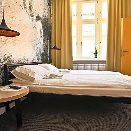 Hostel Sleep In & Stary Rynek Poznań