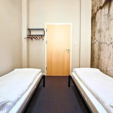 Sleep In & Stary Rynek Hostel