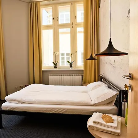 Sleep In & Stary Rynek Πόζναν