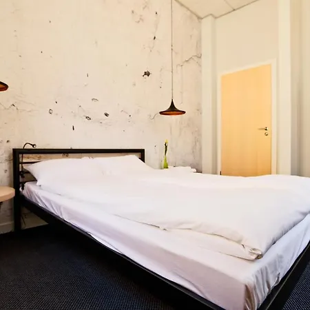 Sleep In & Stary Rynek ポズナン