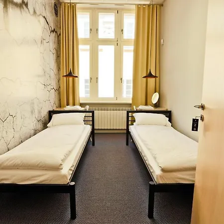 Sleep In & Stary Rynek * ポズナン