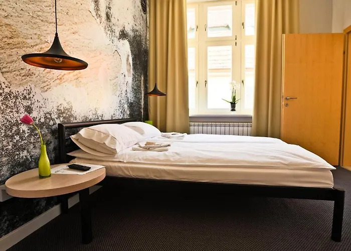 Sleep In & Stary Rynek Hostel